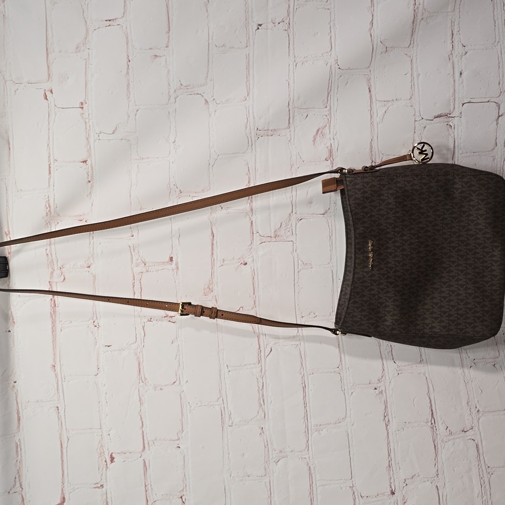 Michael Kors OutletJet Set Travel Large Logo Messenger Bag NWOT - Picture 3 of 16